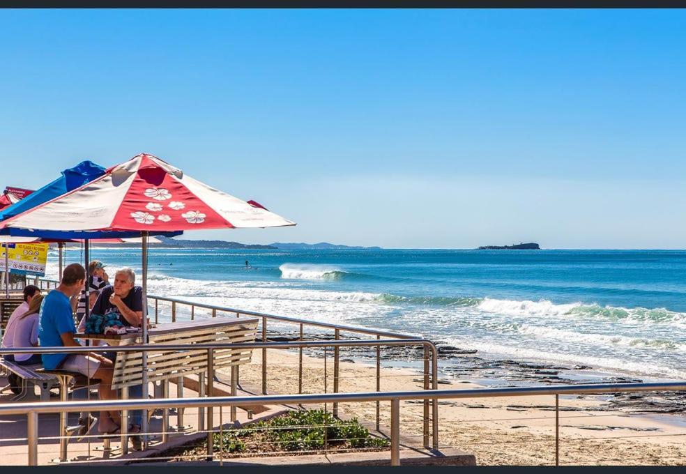 Resort Queen Studio At Alex Beach Resort Alexandra Headland Exteriér fotografie
